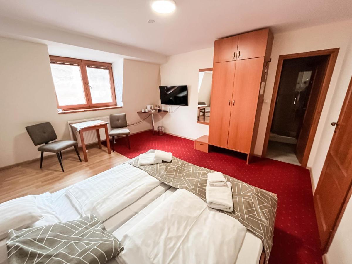 Penzion Tavel Presov Exterior photo
